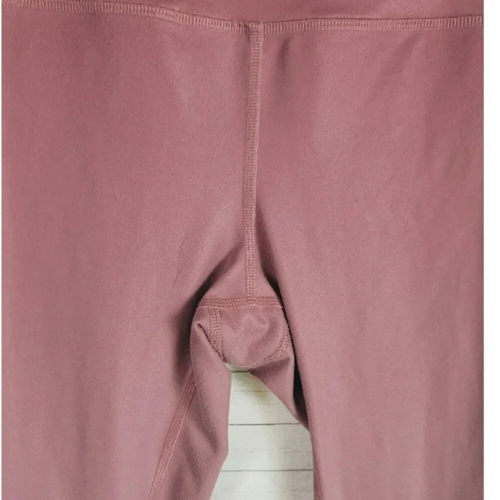 Alo Gradient Grenache High Waist Airbrush Leggings in Printed Pink, sz Medium